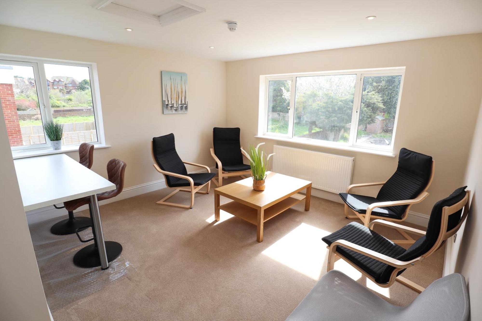 Aqua Nest Eastbourne - En-Suite, Free Parking, Kitchen Esterno foto